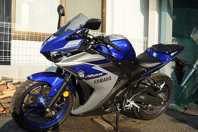 Yamaha yzf store r25 2016