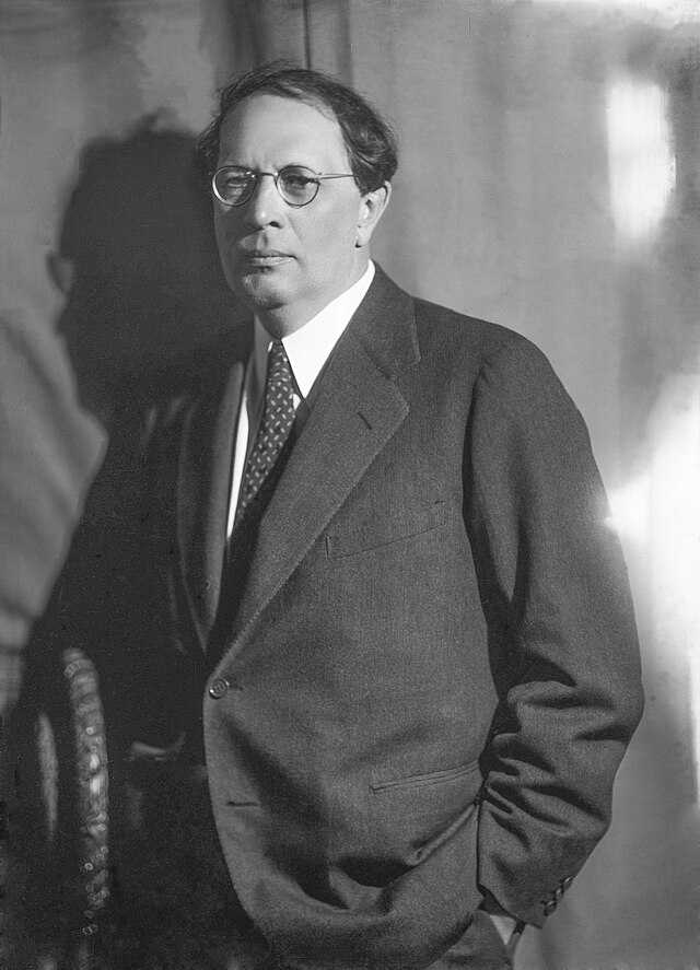 Толстой, Алексей Николаевич - Wikiwand