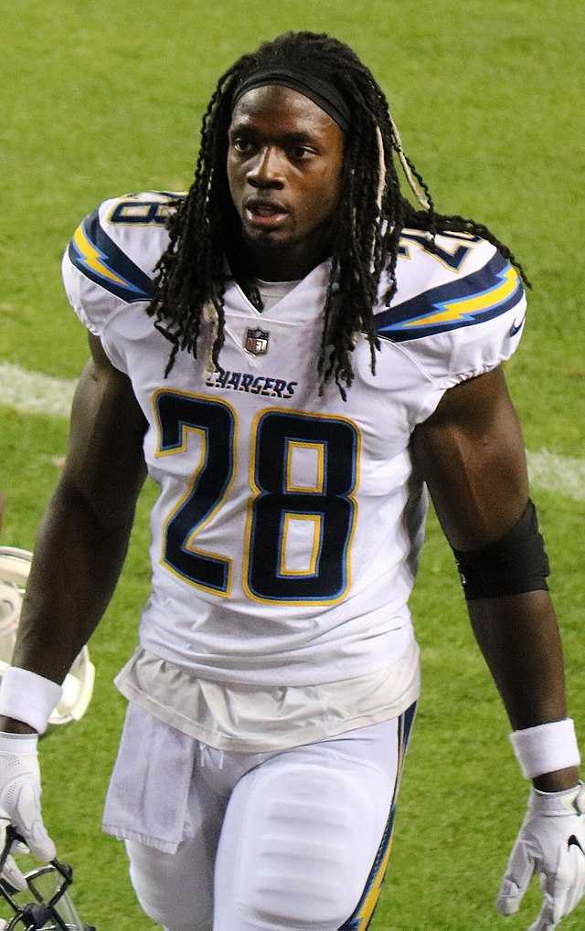 File:Melvin Gordon TD WFT vs Broncos OCT2021.jpg - Wikipedia