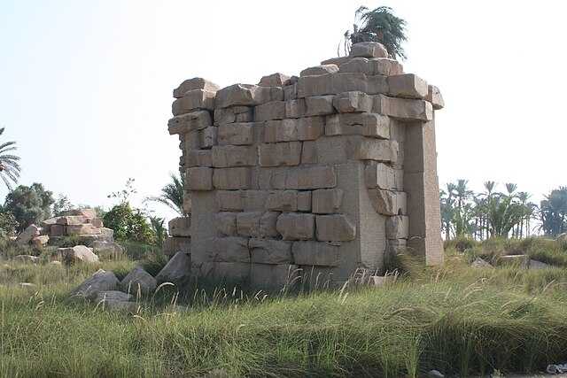 Pedestals of Biahmu Wikiwand