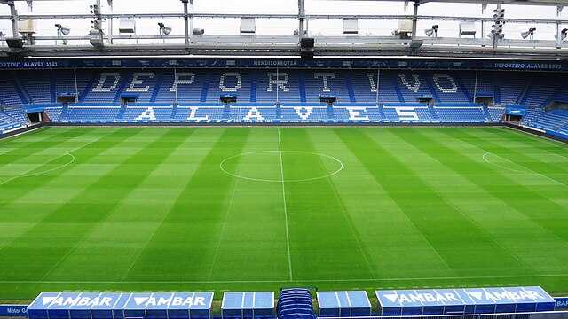 สนามฟุตบอลเมนดิซอร์โรตซา - Wikiwand