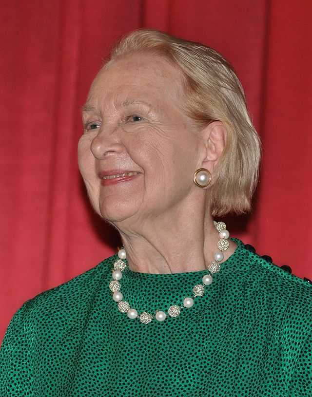 Taina Elg Wikiwand