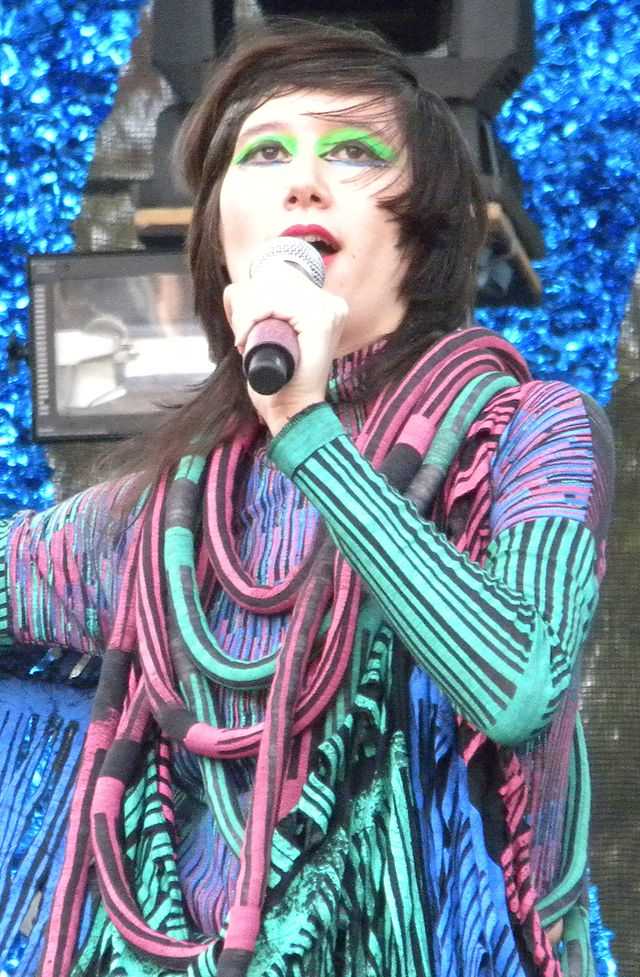 Karen O Wikiwand
